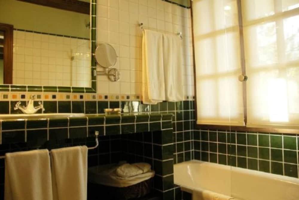 Santa Cruz de la Serós Hotel Rural El Mirador De Los Pirineos מראה חיצוני תמונה