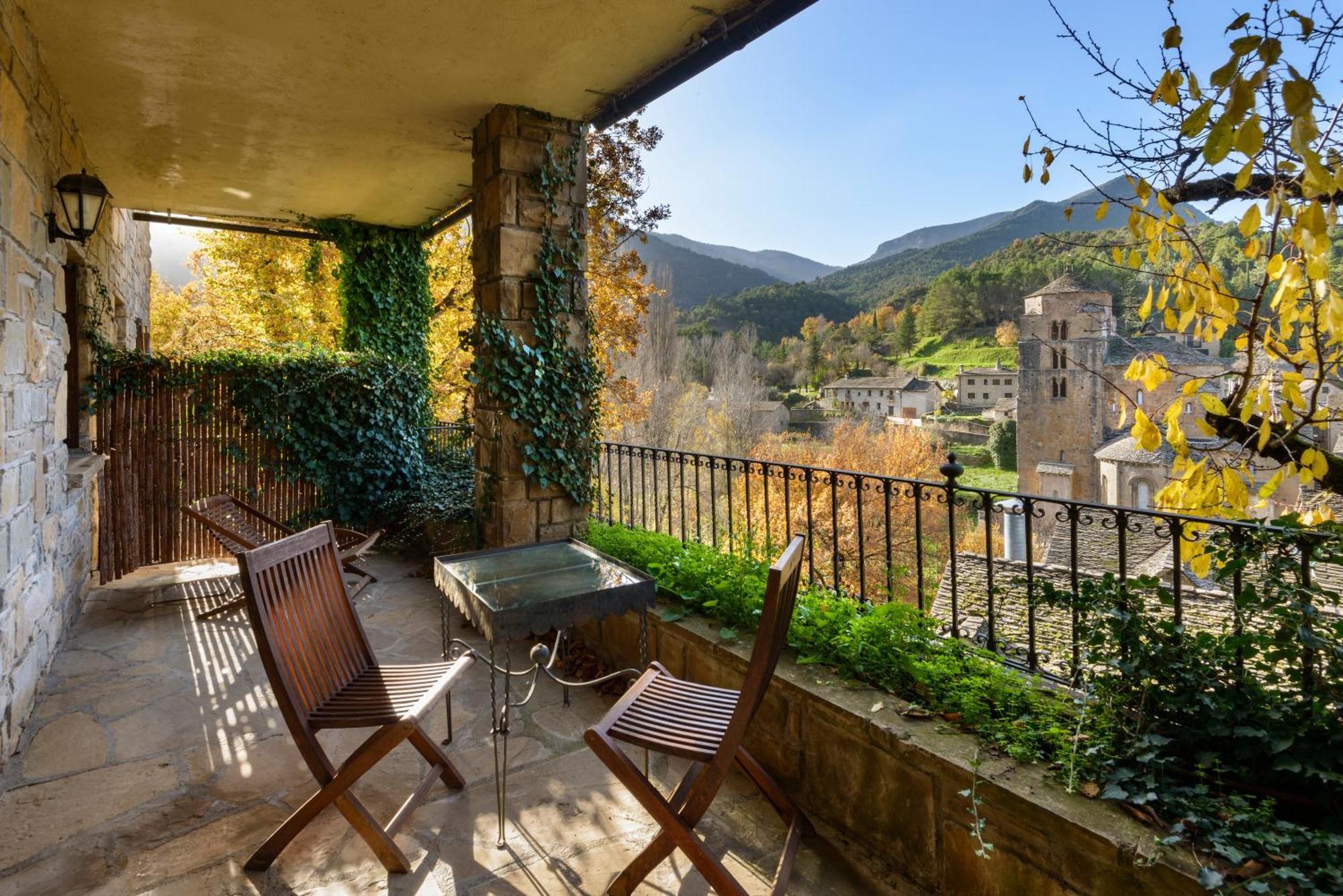 Santa Cruz de la Serós Hotel Rural El Mirador De Los Pirineos מראה חיצוני תמונה