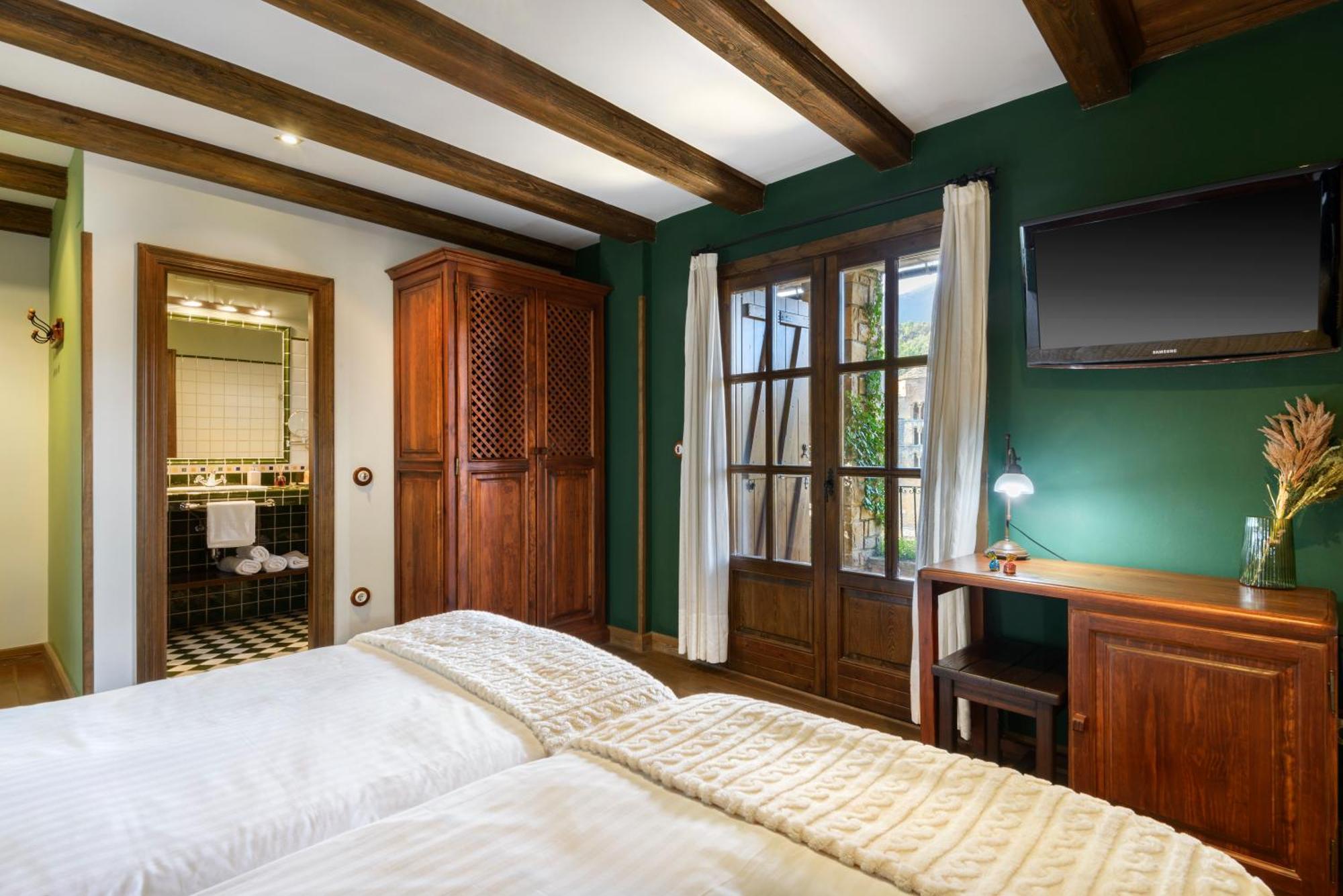 Santa Cruz de la Serós Hotel Rural El Mirador De Los Pirineos מראה חיצוני תמונה
