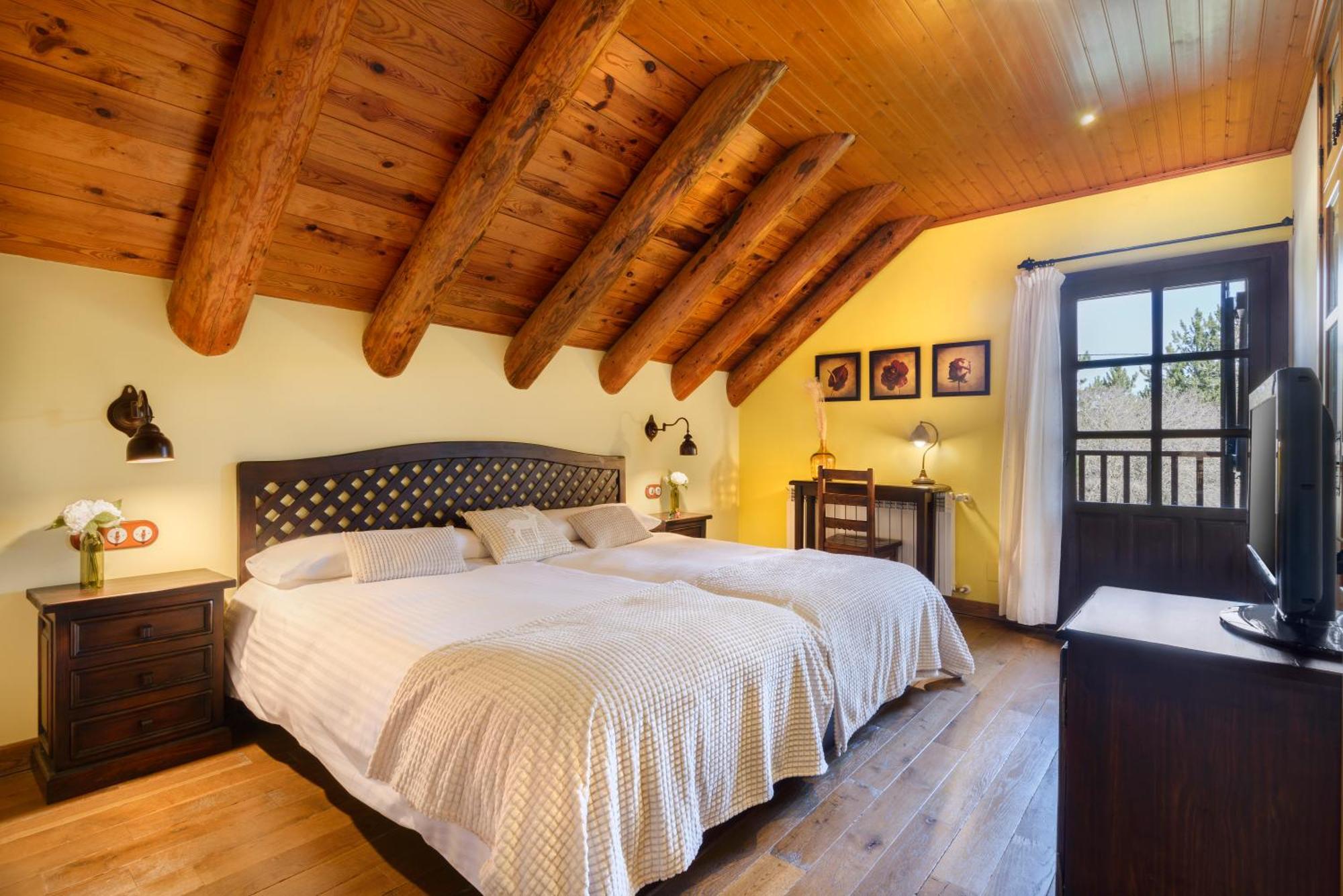 Santa Cruz de la Serós Hotel Rural El Mirador De Los Pirineos מראה חיצוני תמונה